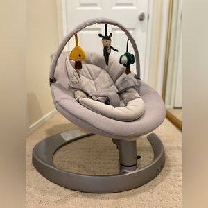 Nuna LEAF Grow Baby Seat